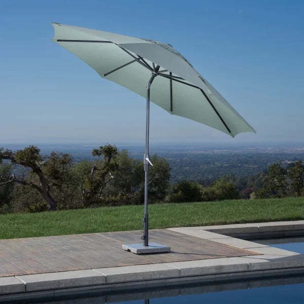 3 m (10 ft.) Round Market Umbrella