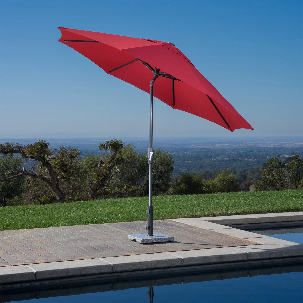 3 m (10 ft.) Round Market Umbrella