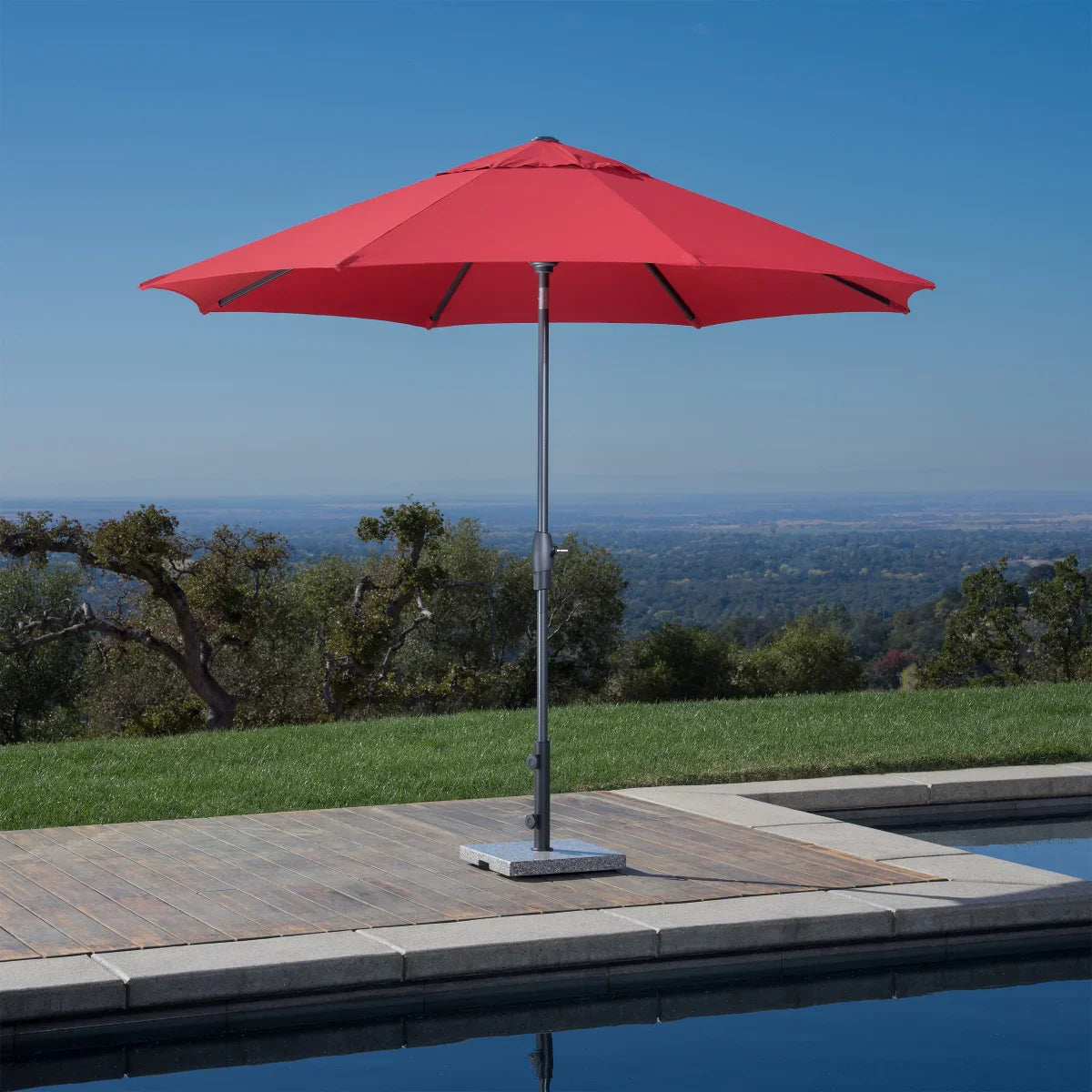3 m (10 ft.) Round Market Umbrella