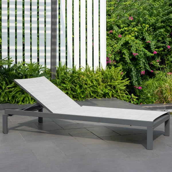 Urbanite Patio Lounger