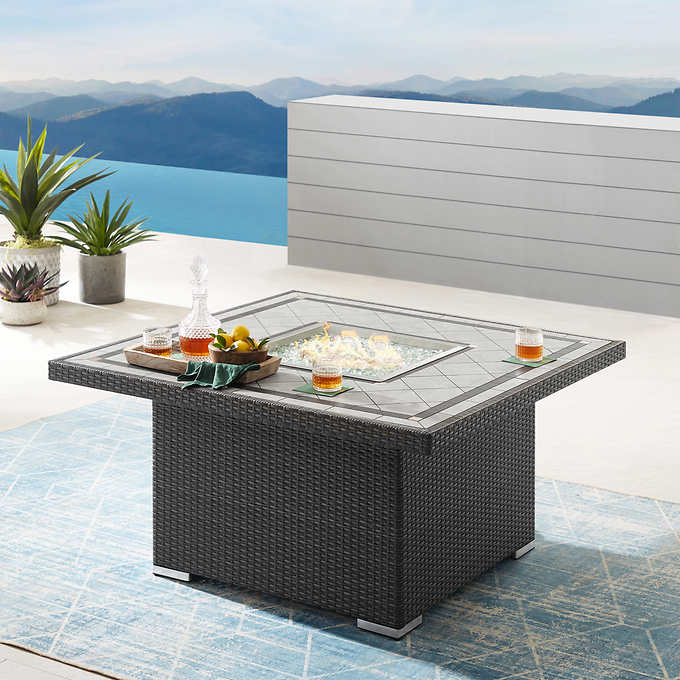Niko Outdoor Fire Pit Table