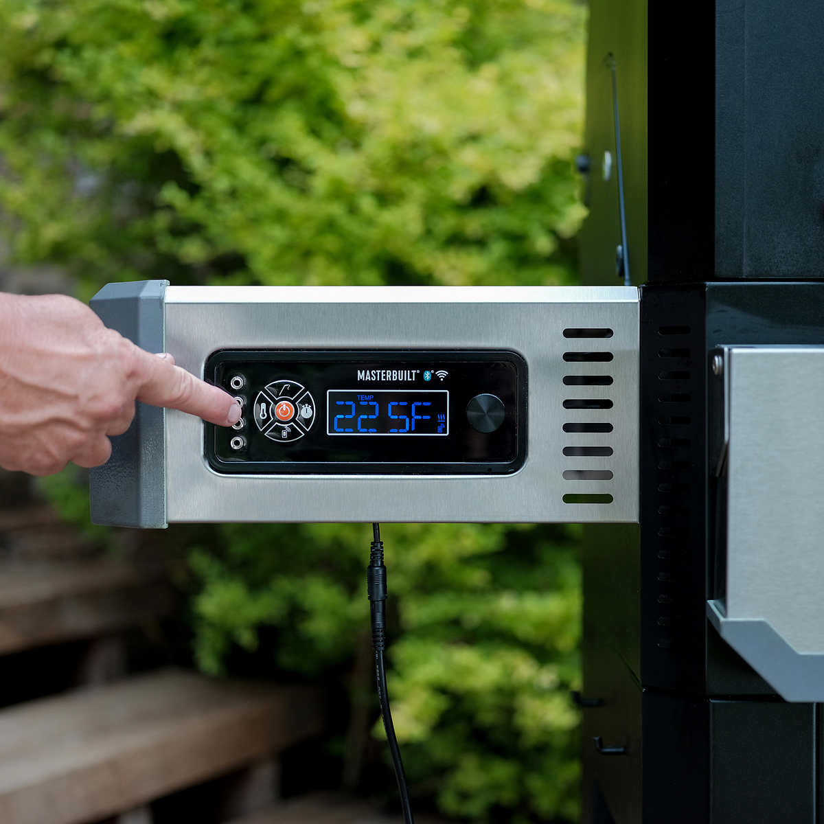Gravity Series 900 Digital Charcoal BBQ & Smoker